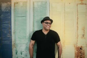 Israel Houghton